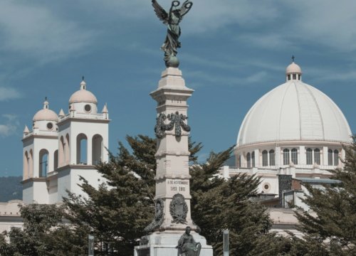 La Libertad y Playas (Tunco, Zonte) to Antigua Guatemala (Guatemala)