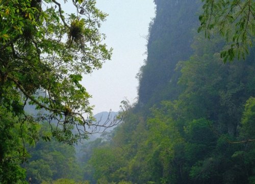 Antigua Guatemala to Lanquín (Semuc Champey)